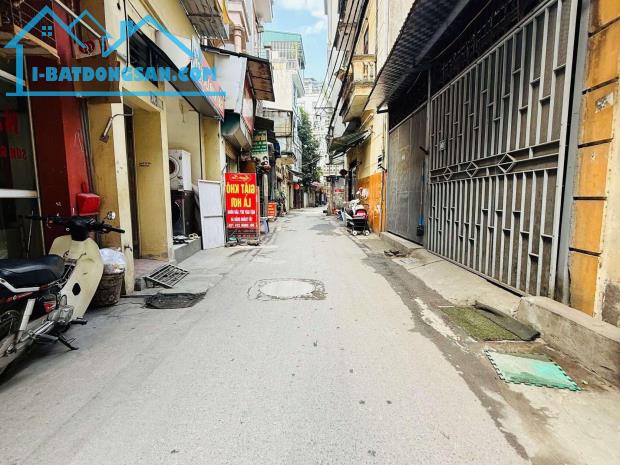 Mảnh đất vàng 200m2, mặt tiền 16m, ngõ ô tô tại Nam Từ Liêm, chỉ 29.5 tỷ - 1