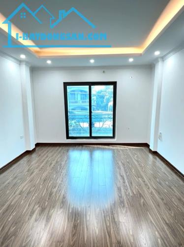 Bán nhà 3 tầng 50m2 Giá 4.5 tỷ, khu dân trí cao, vào ở luôn - 2