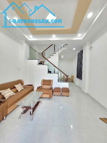 Bán nhà, Nguyễn Thượng Hiền, Bình Thạnh, Hẻm 5m, 3 tầng,36m2, giá 5 tỷ xx