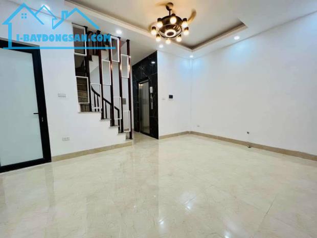 Đường Láng, Lô góc, Oto vào nhà, 6 tầng TM, Ở sướng. 45m2, MT 6m. Chỉ 13.9 tỷ! - 5