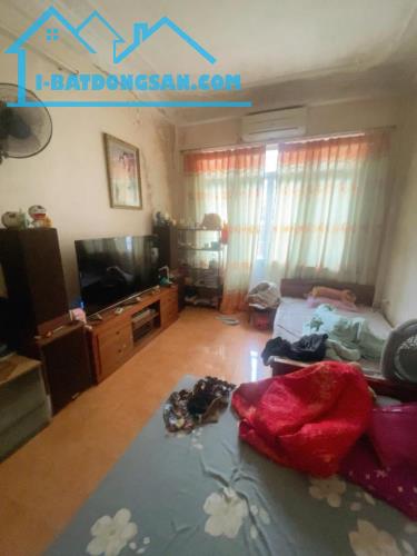 Mình cần bán căn nhà đầu ngõ 191. Tân Mai 24m2 /thực tế 31m2 .5T 3,5mt. 6,3 tỷ Hoàng Mai . - 5