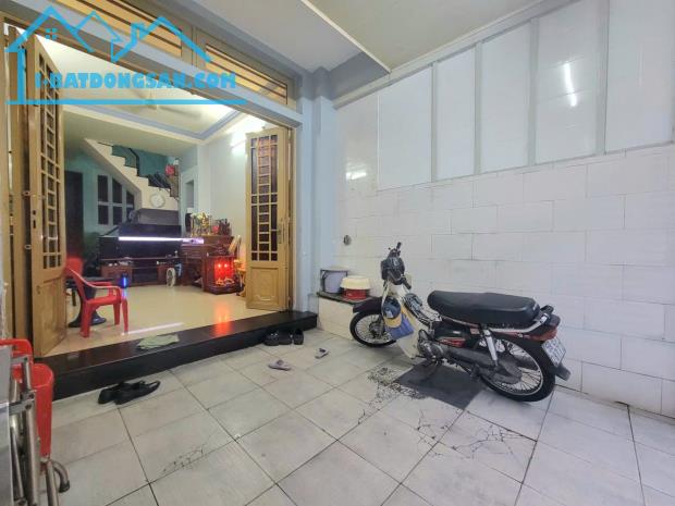 NHÀ CHÍNH CHỦ - MẶT TIỀN PHÚ NHUẬN - P7 - PHAN XÍCH LONG - 3 TẦNG HOÀN CÔNG ĐỦ - GÂP BÁN - 2