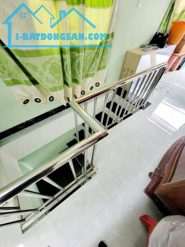 ► Nhà 2 tầng 2 mê đúc cứng, Kiệt thẳng 60m ra đường Nguyễn Trãi, Phố Chợ Hải Châu 1.63 tỷ