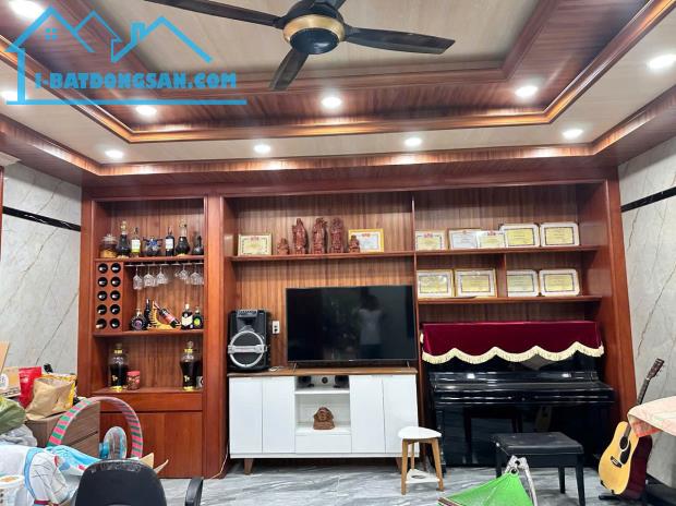 Cần bán 654m2 nhà kết hợp xưởng tại Tân Xuân Q12 - 4