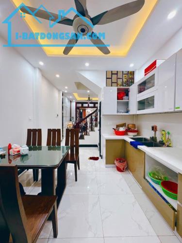 NHÀ ĐẸP ĐÀO TẤN, LIỄU GIAI - MẶT TIỀN CỰC RỘNG - GIÁ RẺ MÊ LY - CHẬM CHÂN LÀ HẾT ‼️