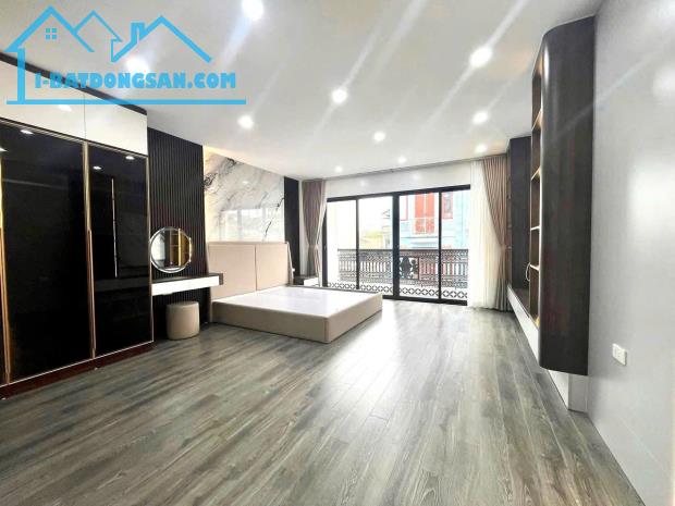 BÁN NHÀ TAM TRINH, VỈA HÈ, KINH DOANH, Ô TÔ, 61M2 X 6 TẦNG THANG MÁY GIÁ 17.X TỶ - 1