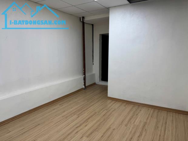 Cho thuê Mặt Phố Vương Thừa Vũ, Thanh Xuân 3 tầngx75m2 KD bất chấp mọi mô hình 25Triệu - 1