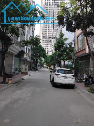 Bán nhà mới đẹp Di Trạch - Hoài Đức, 34m x 5T, mặt ngõ thông ô tô, kinh doanh. Giá chỉ - 3