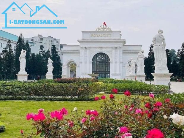 Hàng Xóm Royal City - 72A Nguyễn Trãi, Thanh Xuân. Nhà 66m2, mặt tiền 4, giá 20,96 tỷ