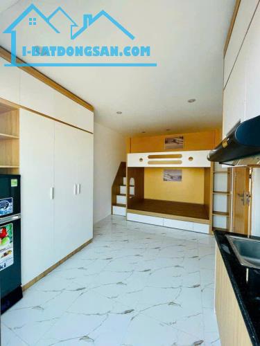 GÀ ĐẺ TRỨNG TRUNG TÂM QUẬN CẦU GIẤY 
     DT 61M, 6T. GIÁ 16.5 TỶ ( có TL) - 1
