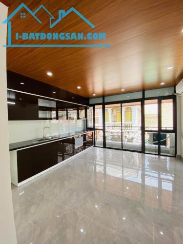 HOÀNG VĂN THÁI 55m- 5 TẦNG - MT 4,7m PHÂN LÔ QUÂN ĐỘI - Ô TÔ - THANG MÁY -21.6 tỷ - 1