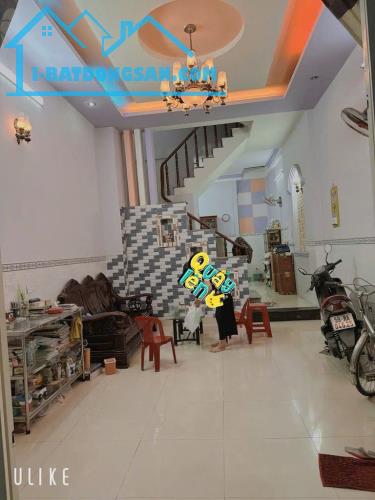 1/ BÌNH TÂN SÁT LÊ VĂN QUỚI MÃ LÒ - HẺM NHỰA 8M XE TẢI THÔNG - 3 TẦNG - 52M2 NHỈNH 5 TỶ - 2