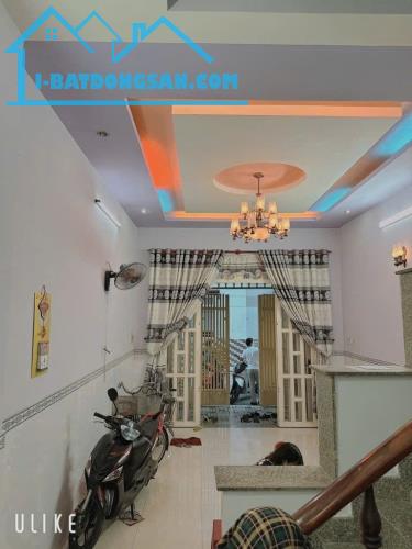 1/ BÌNH TÂN SÁT LÊ VĂN QUỚI MÃ LÒ - HẺM NHỰA 8M XE TẢI THÔNG - 3 TẦNG - 52M2 NHỈNH 5 TỶ - 3