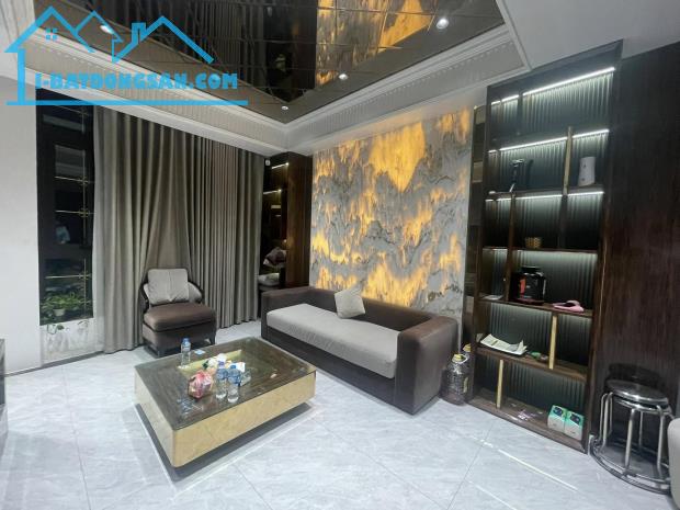 MẶT PHỐ YÊN HOA THANG MÁY - KINH DOANH DT 50m2 7 tầng MT 7m Giá 27 tỷ - 4