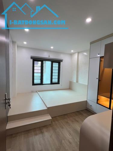 BÁN NHÀ NGỌC THỤY - LONG BIÊN - 4 TẦNG - 45M² - MT 4M - CÓ THANG MÁY - GIÁ 8.5 TỶ - 2