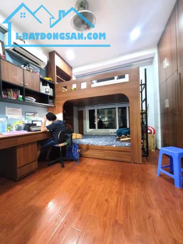 💥💥💥BÁN NHÀ LONG BIÊN DÂN XÂY 57m2- 4Tầng- MT 5m- 5,7 tỷ- FULL NỘI THẤT- Ô TÔ 20m - 3