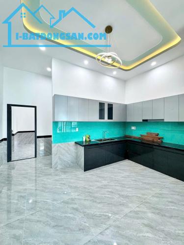 Nhà mới xây 1 trệt 1 lầu 2.35 tỷ/69 m2 gần trường học Tân Bửu - 1