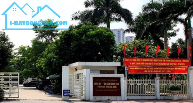 💥💥SIÊU PHẨM NHÀ DÂN XÂY THẠCH BÀN 45m2- 4 tầng- MT5,2m2- HƠN 8tỷ- Ô TÔ- 10m ĐƯỜNG TRÁNH-