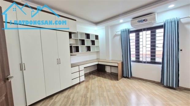 Vị trí đẹp gần phố lô góc hai mặt thoáng, xung quanh tiện ích bạt ngàn như chợ, siêu thị, - 3