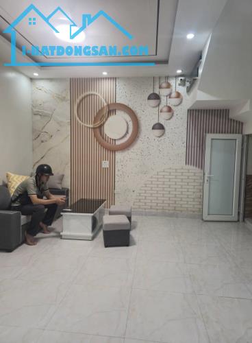 Bán gấp nhà  nam trung hành, đằng lâm, Hải an, Hp. 2,45 tỷ, 41m2, 4 tầng.