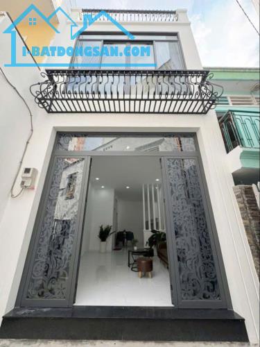 Nhà đẹp như mới – 2PN – sát mặt tiền Âu Cơ – chỉ 4.98 tỷ