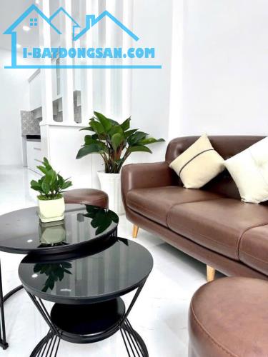 Nhà đẹp như mới – 2PN – sát mặt tiền Âu Cơ – chỉ 4.98 tỷ - 1