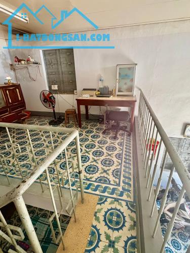 BÁN ĐẤT TẶNG NHÀ CẤP 4 HẺM OTO PHƯỚC HẢI, NHA TRANG - 2