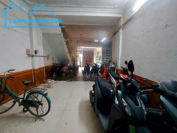 Bán nhà 5 tầng, Lê Thanh Nghị 10m ra phố, doanh thu 50tr/tháng, giá 19 tỷ. - 1