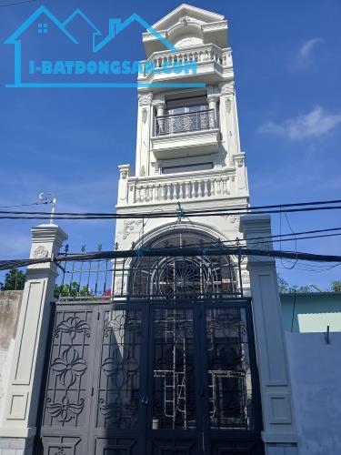 Bán nhà Mặt Tiền 92a Nguyễn Trung Nguyệt Quận 2 nhà 4 tầng 4pn 5wc đg ôtô 2 chiều sân đậu
