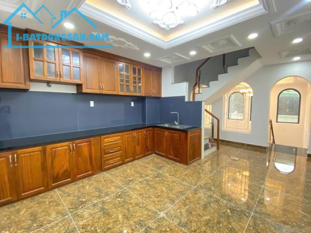 Bán nhà Mặt Tiền 92a Nguyễn Trung Nguyệt Quận 2 nhà 4 tầng 4pn 5wc đg ôtô 2 chiều sân đậu - 4