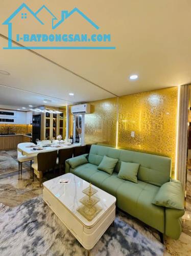 NHÀ ĐẸP 3 TẦNG 48M2 - KẾ BÊN KHU BÀU CÁT - HẺM THẲNG, CÁCH MẶT TIỀN VÀI BƯỚC CHÂN - KHU D