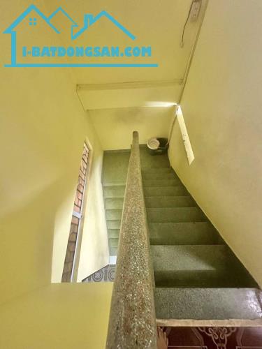 QUẬN 10 HẺM XE HƠI - 1 CĂN RA MẶT TIỀN - NGAY 3 THÁNG 2 - NGUYỄN LÂM  - 40M2 - 2 TẦNG ĐÚC - 3