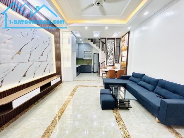 NHÀ MỚI KÍNH KOONG - GẦN PHỐ - FULL NỘI THẤT - 45M - 5 TẦNG - GI.Á 8 TỶ - 2