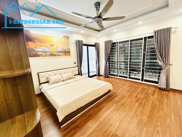 NHÀ MỚI KÍNH KOONG - GẦN PHỐ - FULL NỘI THẤT - 45M - 5 TẦNG - GI.Á 8 TỶ