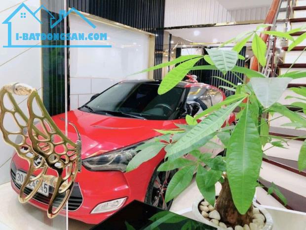 Bán nhà 7  tầng thang máy oto vào nhà, nội thất đẳng cấp, giá chỉ 18 tỷ!