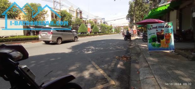 Bán nhà góc 2 mặt tiền Đồng Khởi, Tân Phong, Biên Hòa, 381m2, giá 13 tỷ 900. - 1