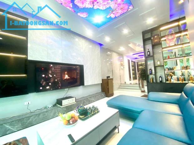 Bán nhà Nguyễn Văn Linh, Vinh Niệm,LÊ Chân . 4,5tỷ , 4 tầng, 82m.