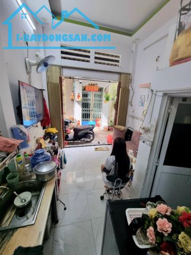 HẺM THÔNG, 3 TẦNG ĐÚC, TÂN HÒA ĐÔNG, F14, Q6, 2.1 TỶ - 1