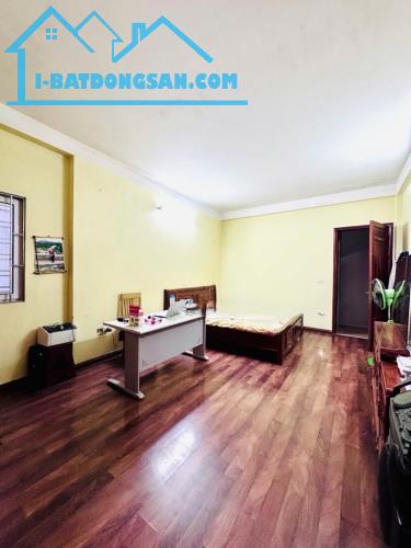 Bán nhà riêng đẹp  Ở SƯỚNG  Ngọc Hà 62m 2. Chủ hạ sốc 1.5 tỷ còn 15 tỷ Ba Đình.  Ngõ thông