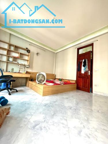 BÁN NHÀ ĐẸP MỸ ĐÌNH NAM TỪ LIÊM - NỞ HẬU–MT 5M –48M2X4T DÂN XÂY- Ở SƯỚNG- GIÁ CHỈ 13.5 TỶ - 2