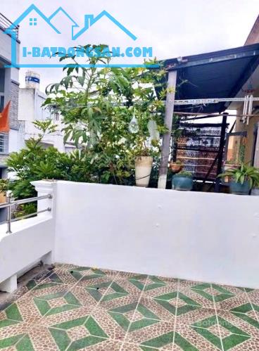 Bán nhà 3 TẦNG BTCT TÂN HƯƠNG, TÂN QUÝ 4PN, giá chỉ 5 tỷ xx - 1