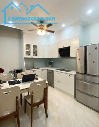Bán Nhà Nguyễn Văn Linh, Phường Phúc Đồng, Long Biên 45m2, 5T, giá 6,7 tỷ (ô tô cách 25m) - 1