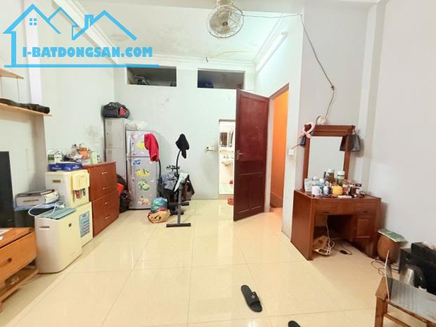 Nhà Hoàng Hoa Thám, Ba đình. 43m; MT 4.8; Giá 9 tỷ  BÁN ĐẤT TẶNG NHÀ - NGÕ NÔNG GẦN CHỢ - 1