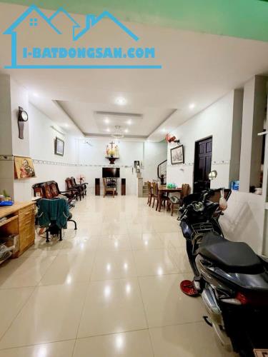 Quận 12  Bán nhà Ngang 8.5m – Tiện Kinh Doanh Kề Phan Văn Hớn - Trường Chinh Giá Chỉ 14 Tỷ