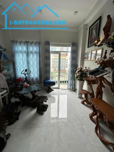 bán nhà HXH Trần Thị Trọng(Cống lỡ) 58m2.2 tầng. sân thượng 4.1/4.9X15. giá 6.5T - 3