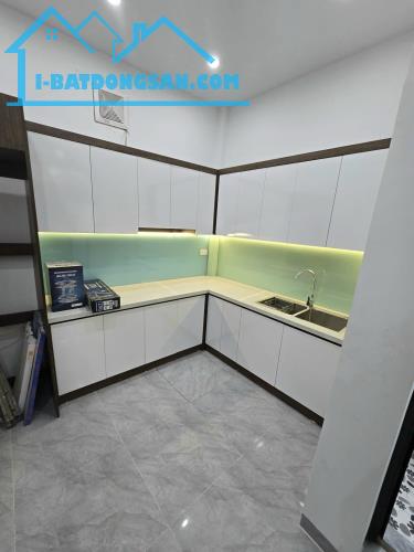 VỊ TRÍ SIÊU ĐẸP-35M-5 TẦNG-MẶT NGÕ KINH DOANH-ĐƯỜNG LÁNG -ĐỐNG ĐA-NGÕ RỘNG-GẦN PHỐ - 2