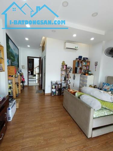 Nhà mặt tiền 30m, đẹp nhất khu Nam Hùng Vương, 4.5mx20, 5 tầng chỉ 12 tỷ - 3