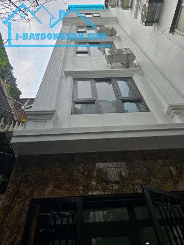 CHẤT NHƯ NƯỚC CẤT – NHÀ ĐẸP CỰC GẮT PHỐ NGUYỄN PHÚC LAI, 3 GIÂY NHÌN – 1 GIÂY YÊU – 0 - 1