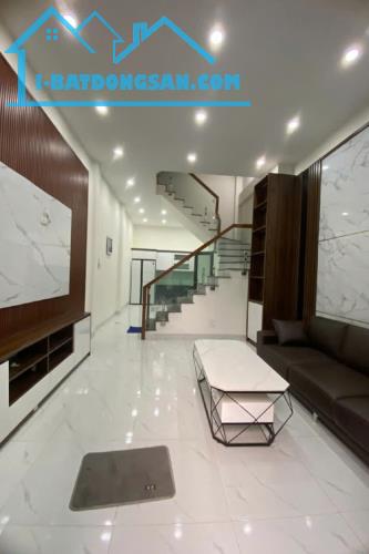 BÁN NHÀ NGÔ QUYỀN – Ô TÔ – DIỆN TÍCH 36,5 m2 – GIÁ TIỀN 6,3 TỶ - 1