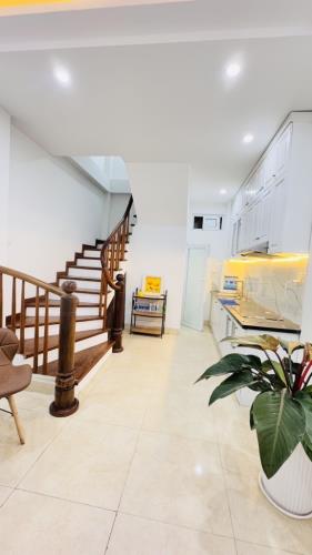 BÁN GẤP NHÀ ĐƯỜNG LÁNG -ĐỐNG ĐA -VỊ TRÍ ĐẮC ĐỊA- 5 TẦNG- DT -30M2- GIÁ CHỈ 7.5TỶ - 2